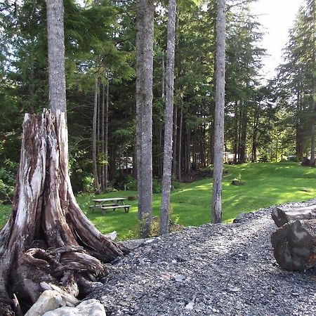Wild Coast Chalets Port Renfrew Exterior photo