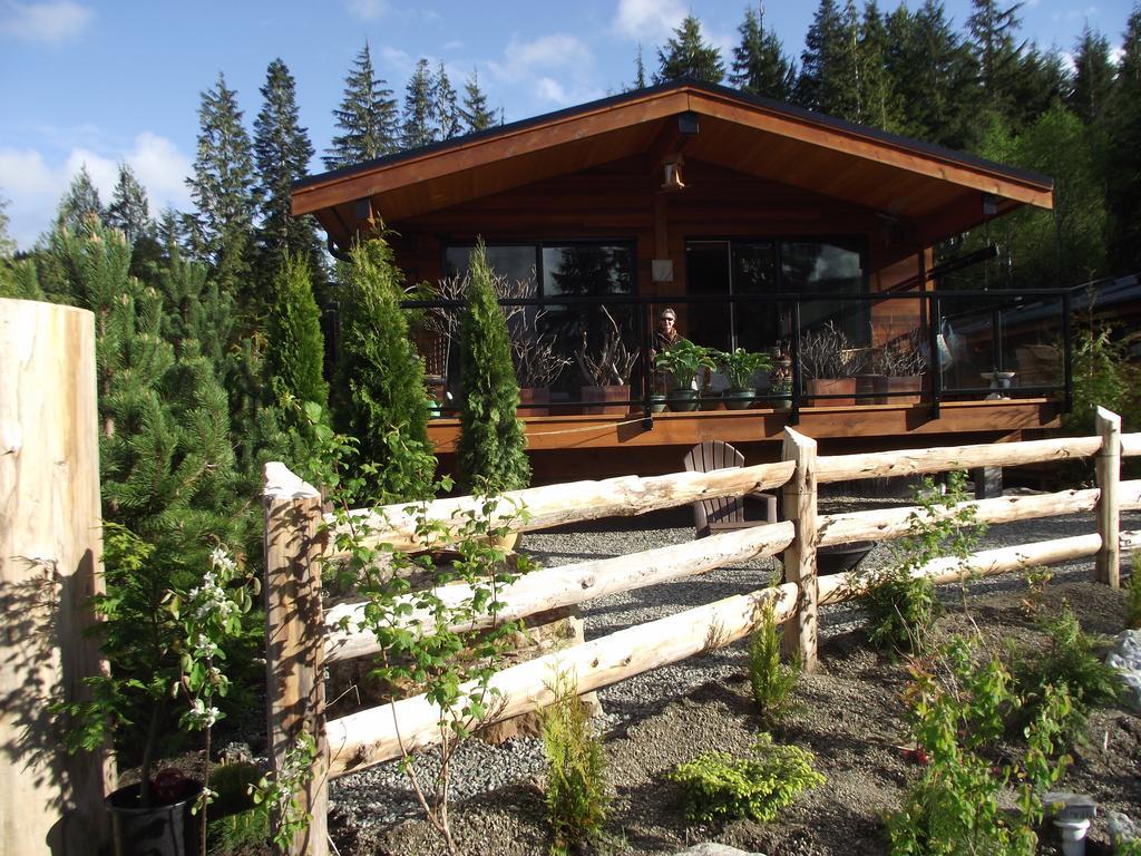 Wild Coast Chalets Port Renfrew Exterior photo