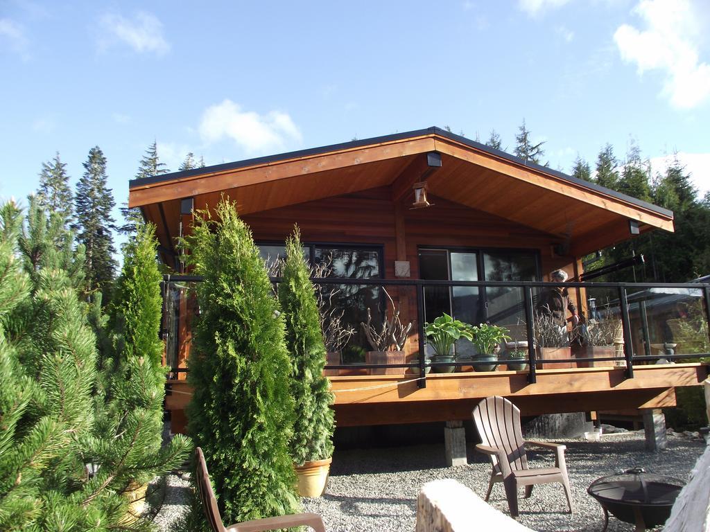 Wild Coast Chalets Port Renfrew Room photo
