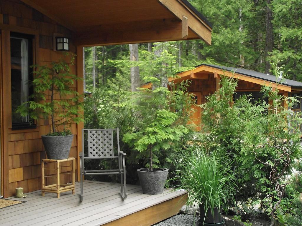 Wild Coast Chalets Port Renfrew Room photo
